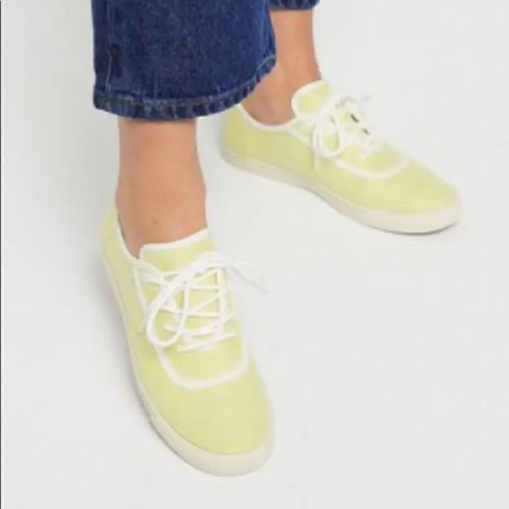 Toms Sunshine Heritage Canvas Shoe sz 7.5